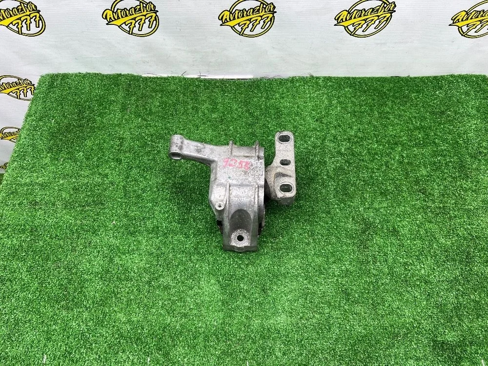 Опора двигателя Volkswagen Tiguan I рестайлинг (2011—2019)