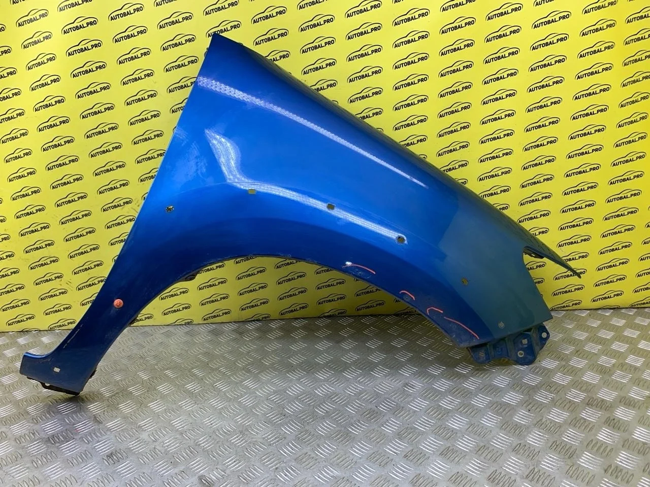 Крыло переднее правое Toyota Hilux (2005-2015) 2012 538110K110 ПИКАП 2.5 D 2KDFTV