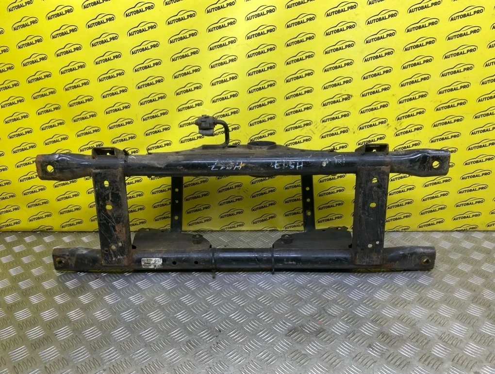 Балка подвески задняя Dacia Duster 2010-2017 2014 554030064R 1.5 D K9K858