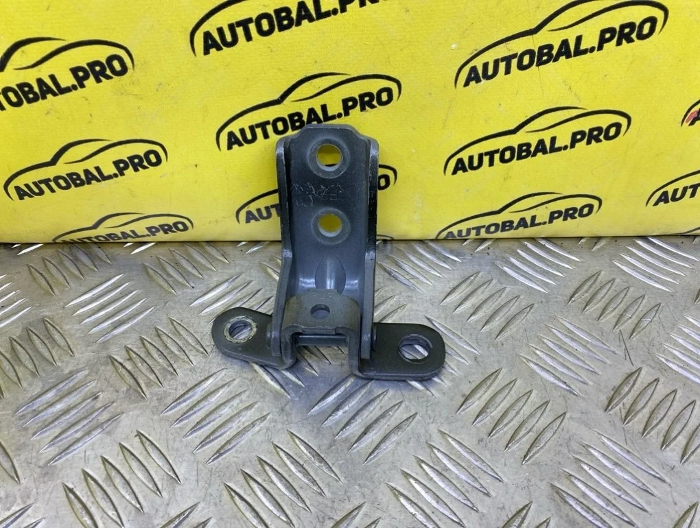 Петля двери передней левой Kia Sportage V (2021-н.в) 2024 793102V000 ВНЕДОРОЖНИК 1.6 I