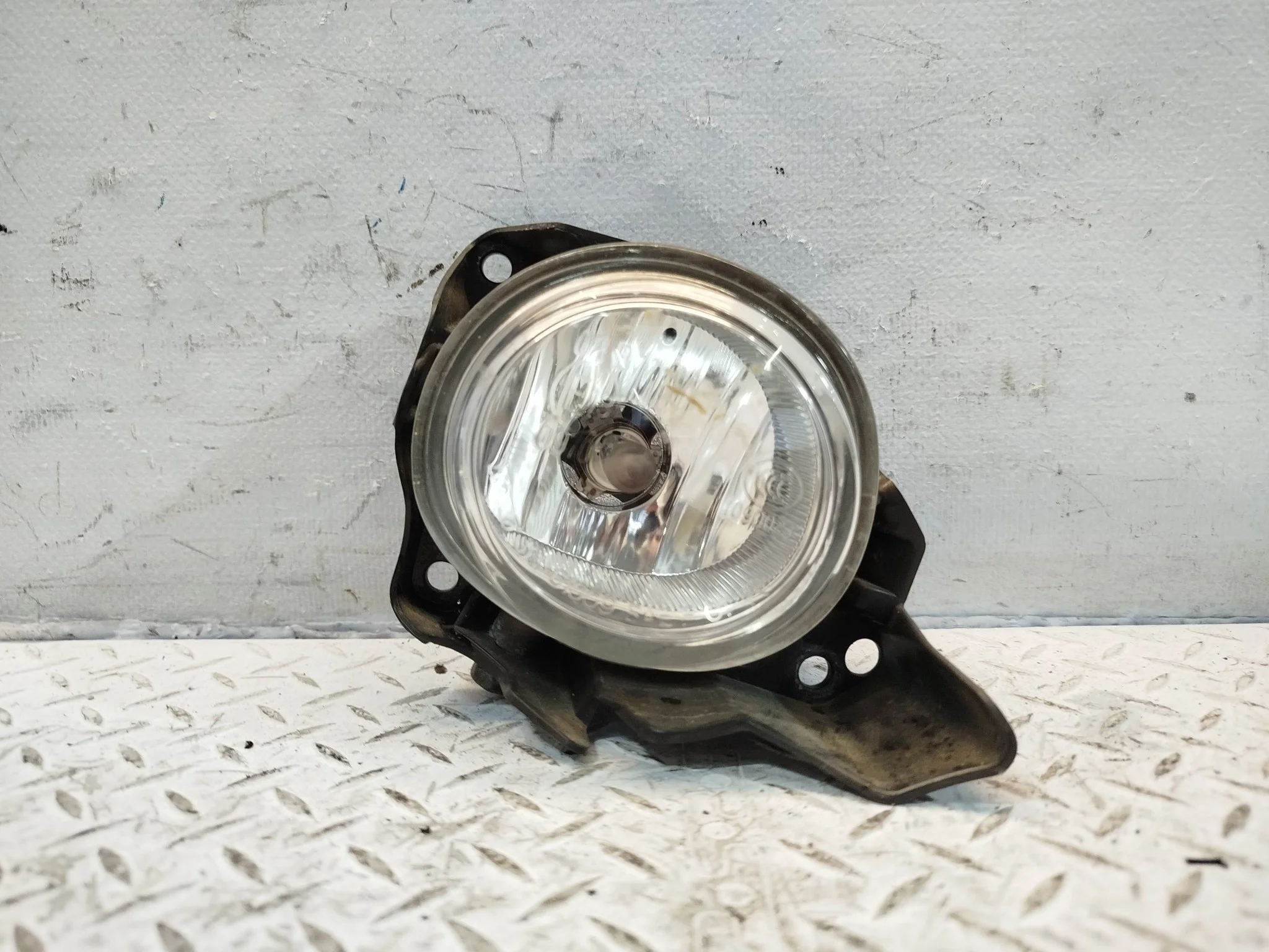 ТУМАНКА MAZDA ПРАВО L16951680A KB528Z