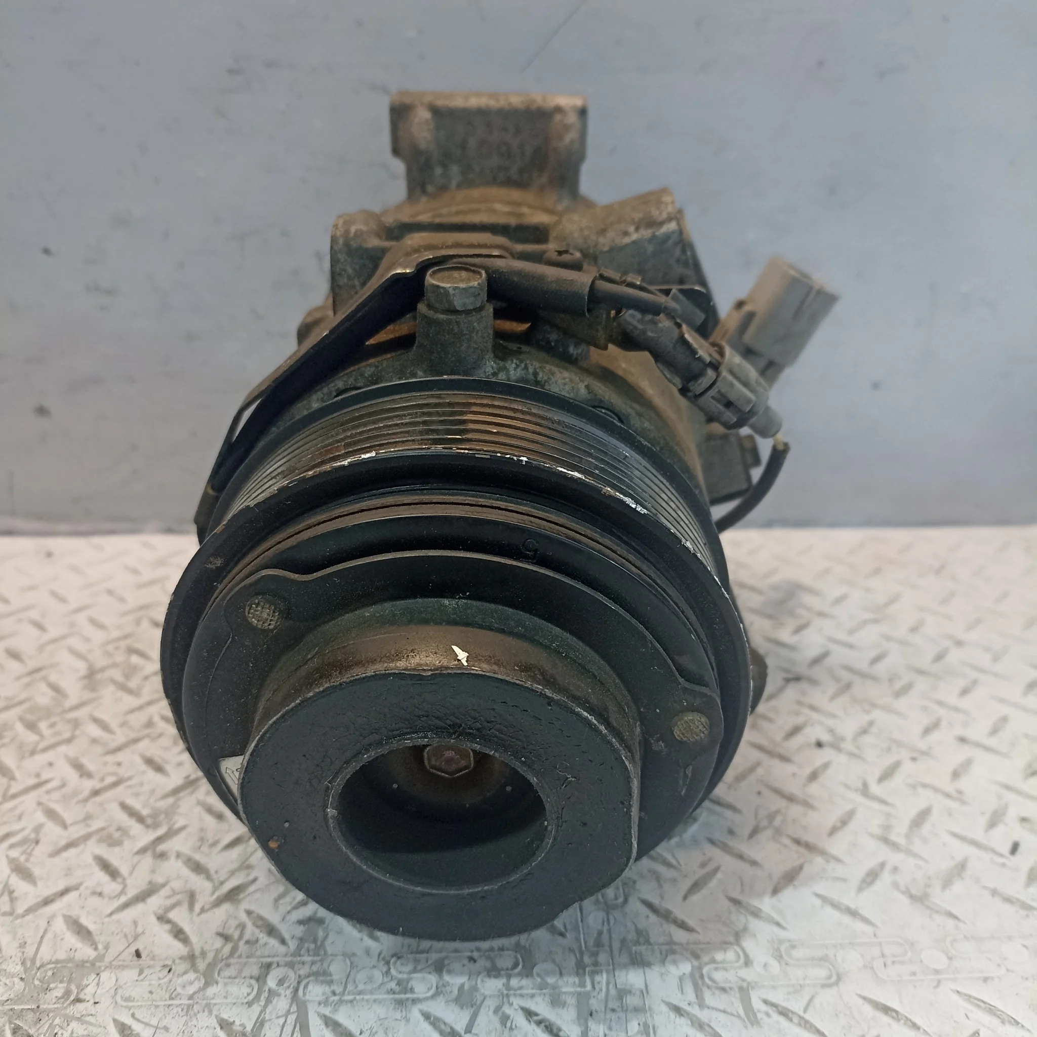 КОМПРЕССОР КОНДИЦИОНЕРА TOYOTA LEXUS 883203A270  D3006