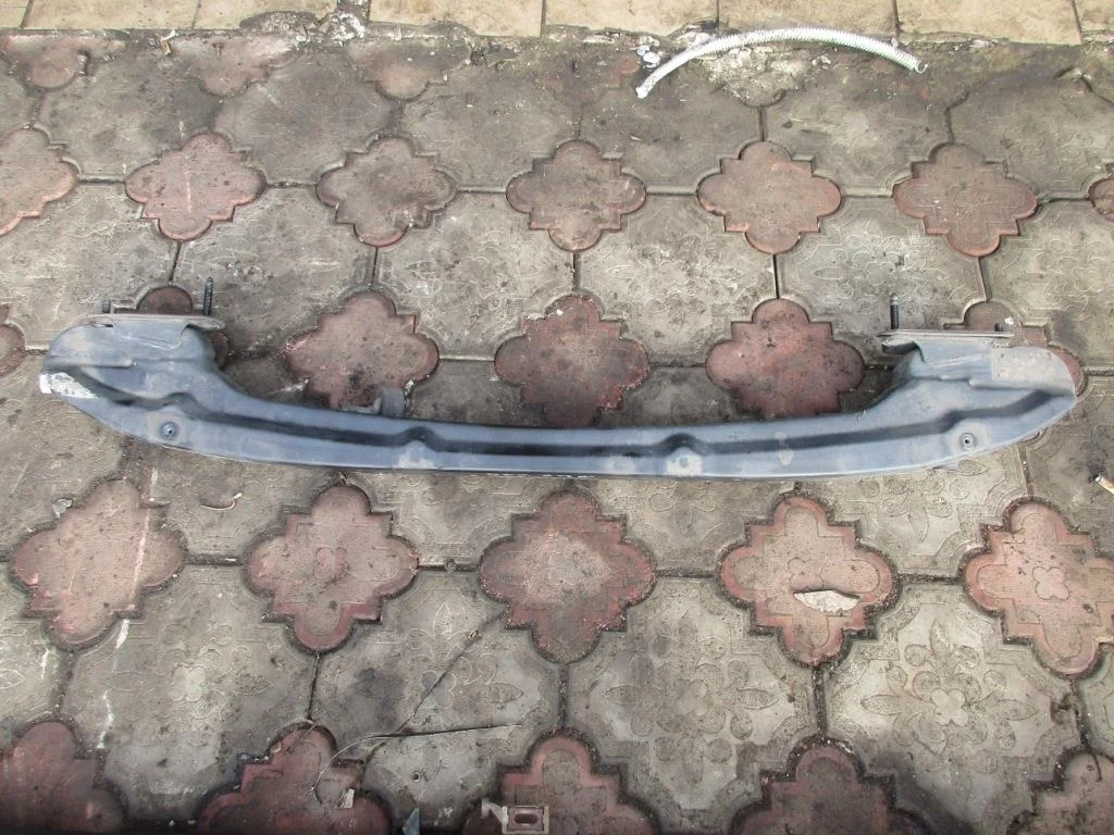 Усилитель заднего бампера Mercedes-Benz