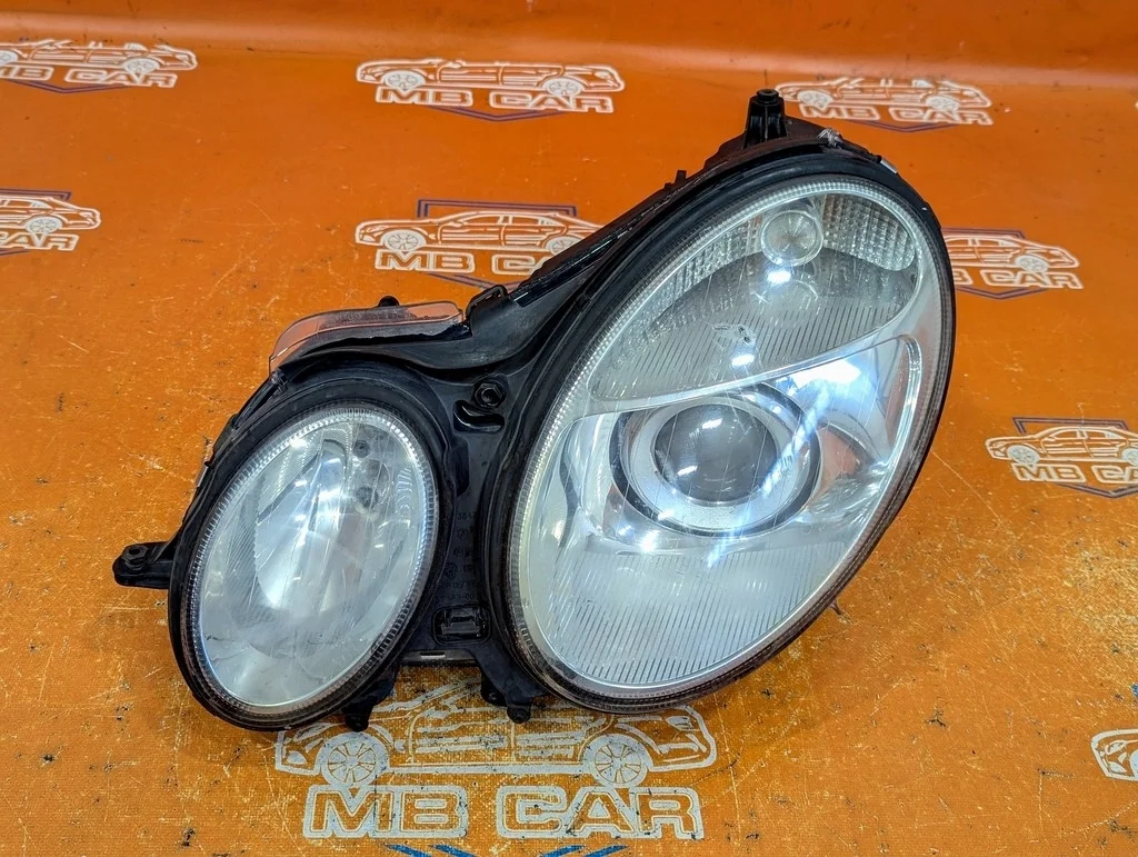 Фара левая Mercedes-Benz
