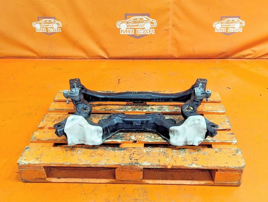 Подрамник передний Mercedes-Benz