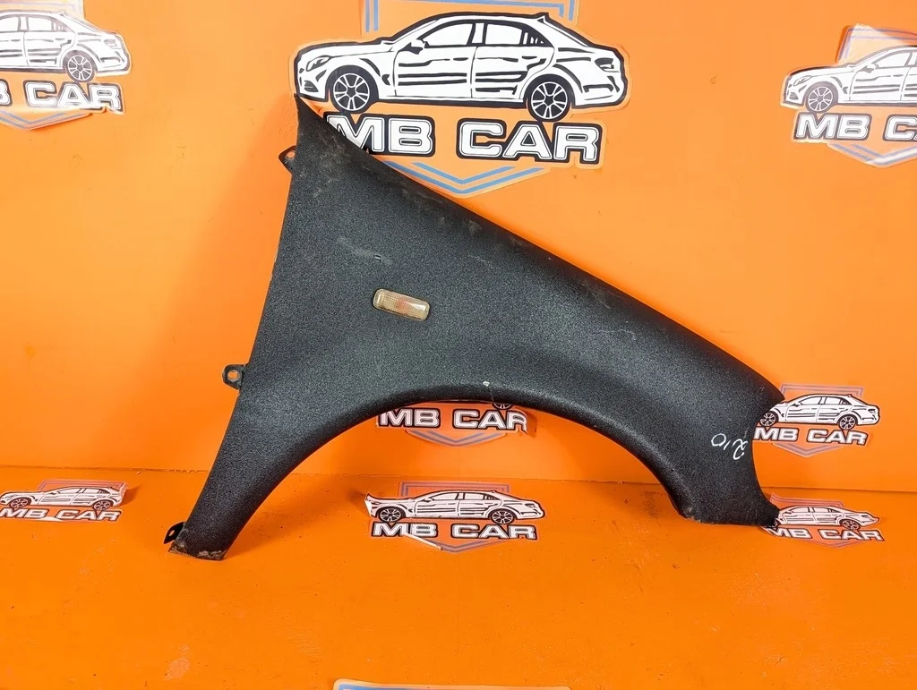 Крыло переднее правое Mercedes-Benz