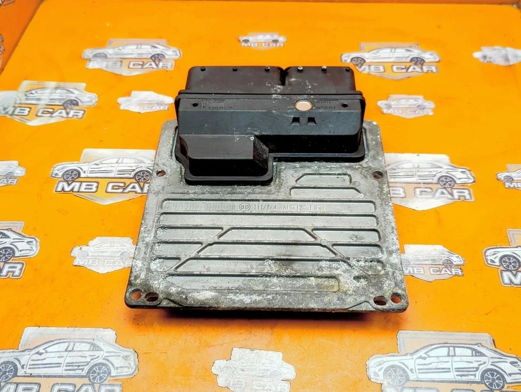 Блок управления двигателем Mercedes-Benz
