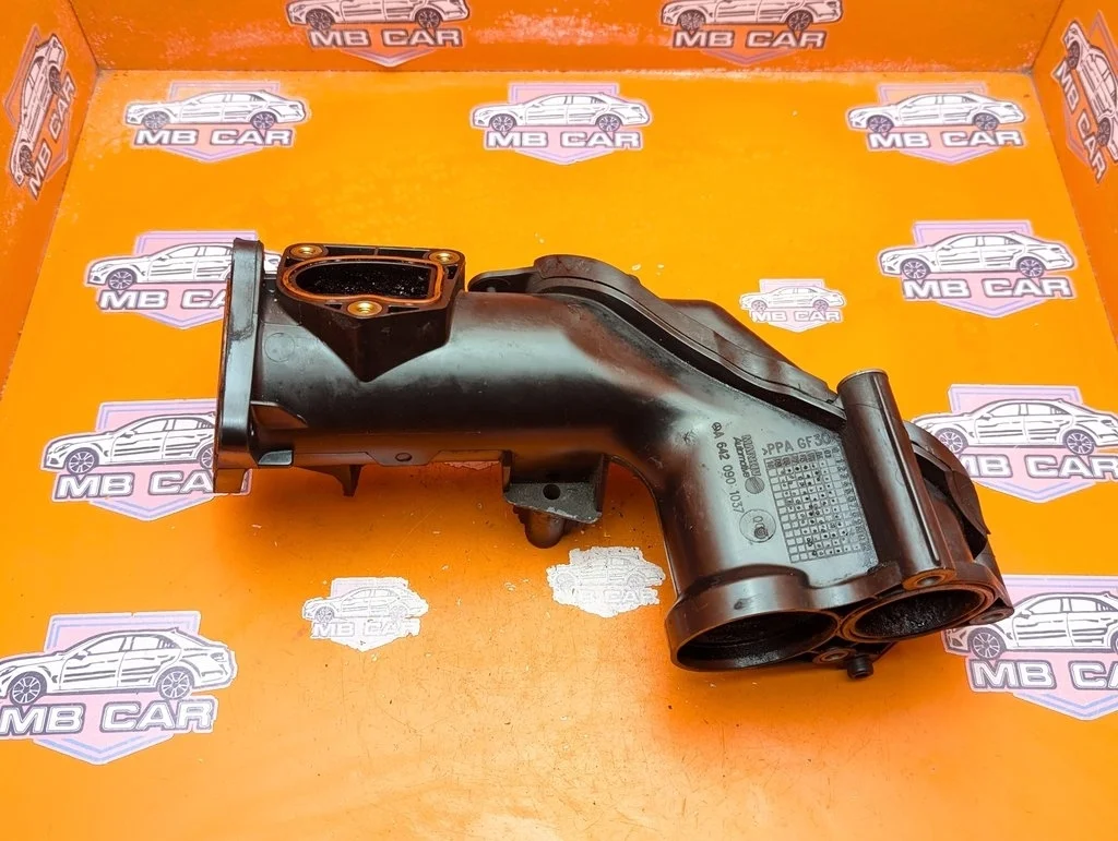 Патрубок впускного коллектора Mercedes-Benz