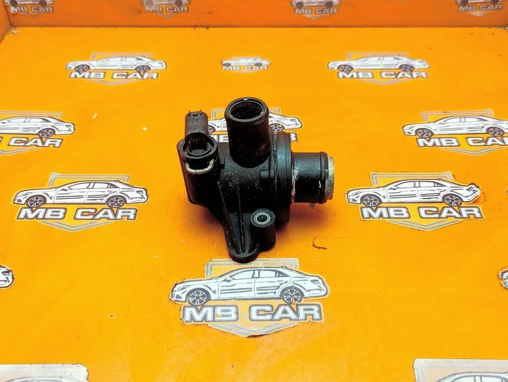 Термостат Mercedes-Benz