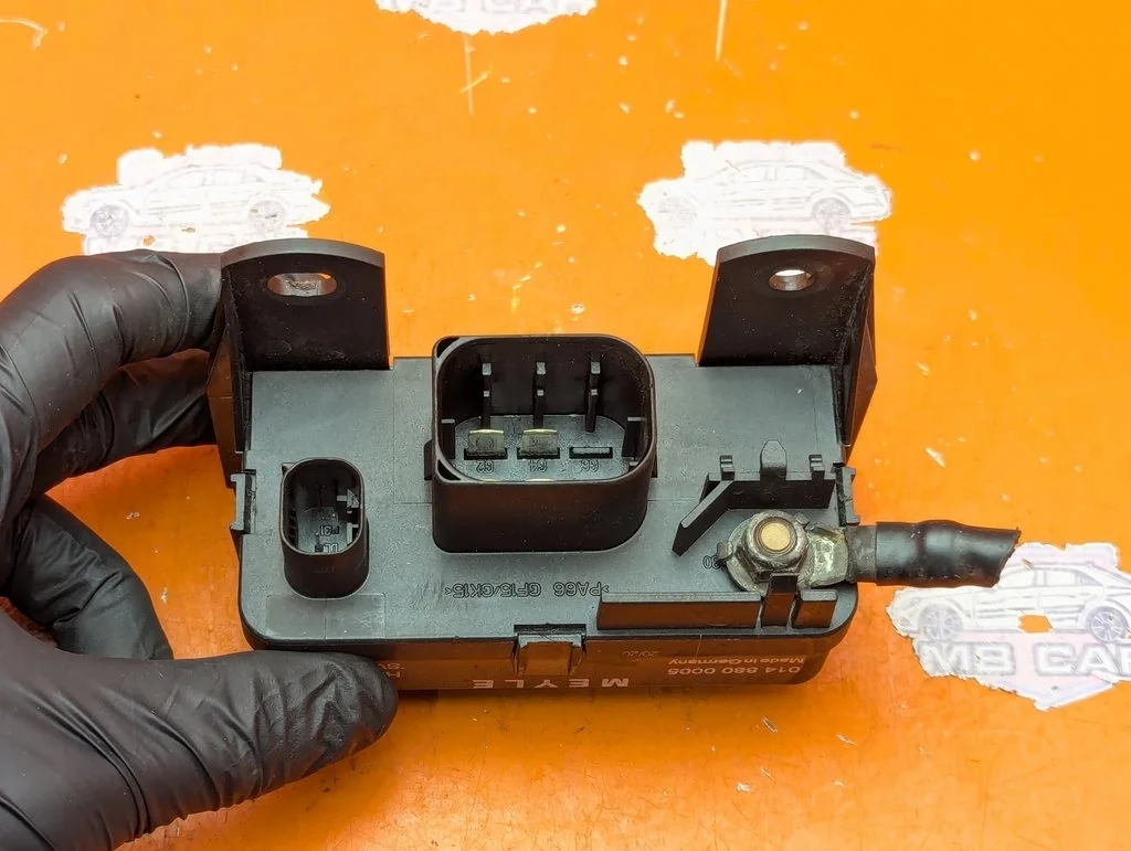 Реле свечей накала Mercedes-Benz