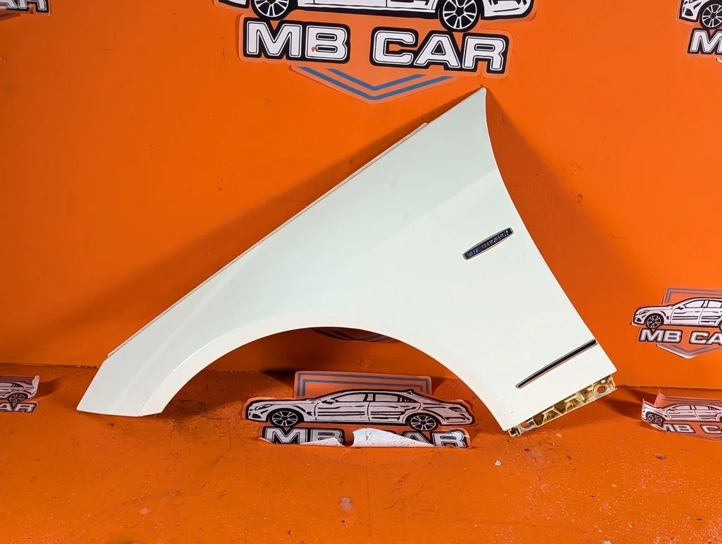 Крыло переднее левое Mercedes-Benz