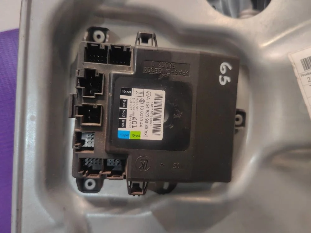 Блок управления двери Mercedes-Benz M-класс W164