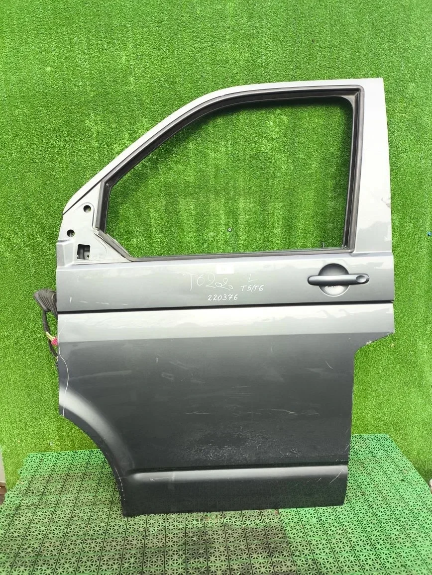 Дверь VOLKSWAGEN TRANSPORTER T5/T6 2003- передняя левая серая б/у TRANSPORTER T5(2003-2015);TRANSPORTER T6(2015-