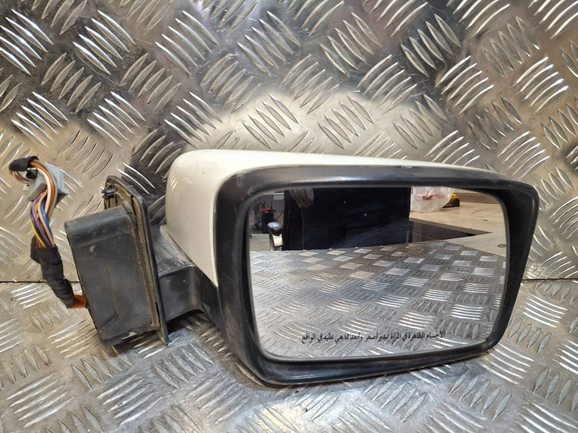 зеркало наружное правое Land Rover Discovery 3 L319  белый