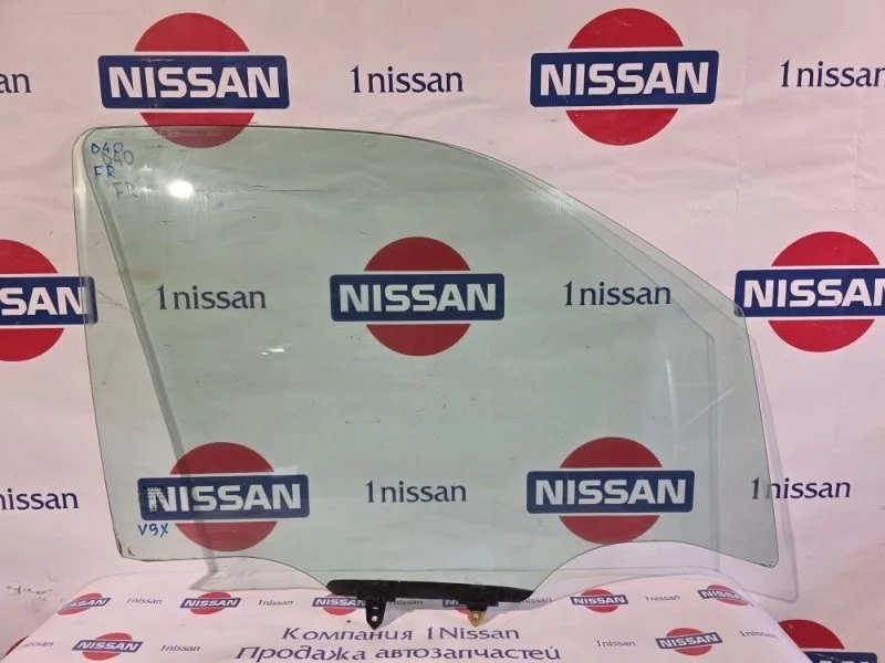 Стекло двери Nissan Navara 2014 80300EB310 D40 V9X, переднее правое