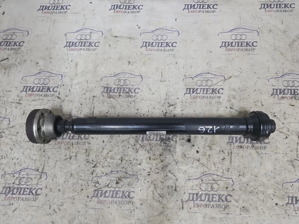 вал карданный Audi Q7 2005-2015 - -