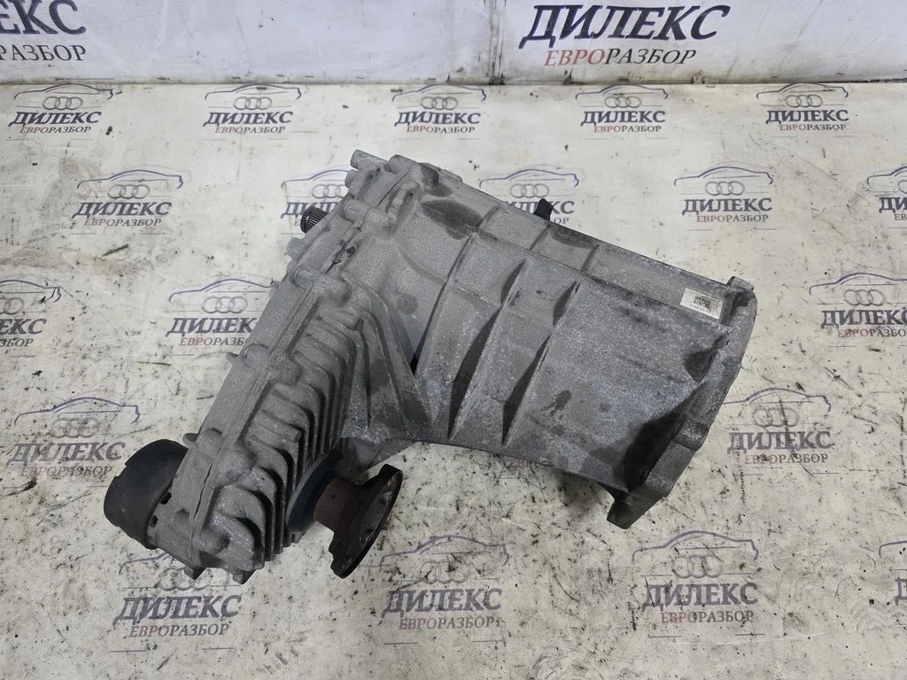коробка раздаточная Audi Q7 2005-2015 - -