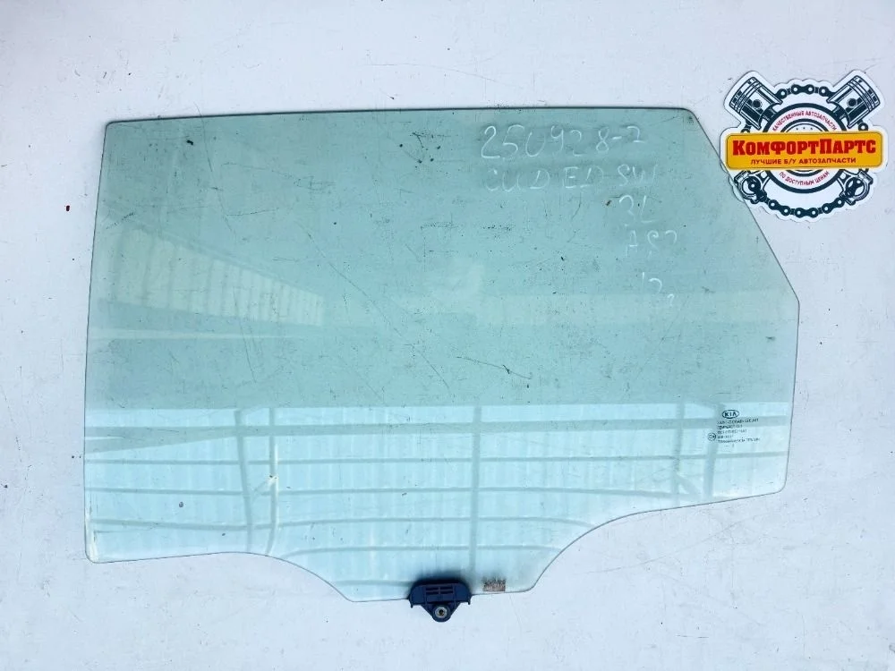 Стекло двери задней левой Kia Ceed ED (2006—2010)
