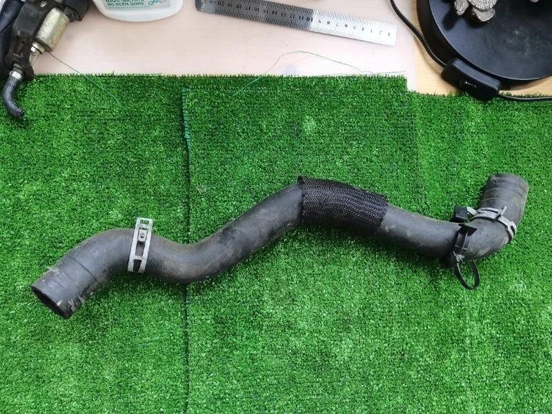 Патрубок двигателя ford Focus 3` 2011-2019