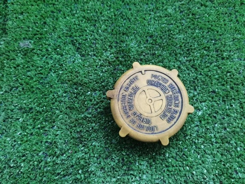 Крышка бачка гур ford fusion 2002-2006