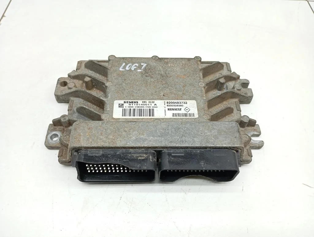 Блок управления двигателем Renault Logan 1 2007 L90