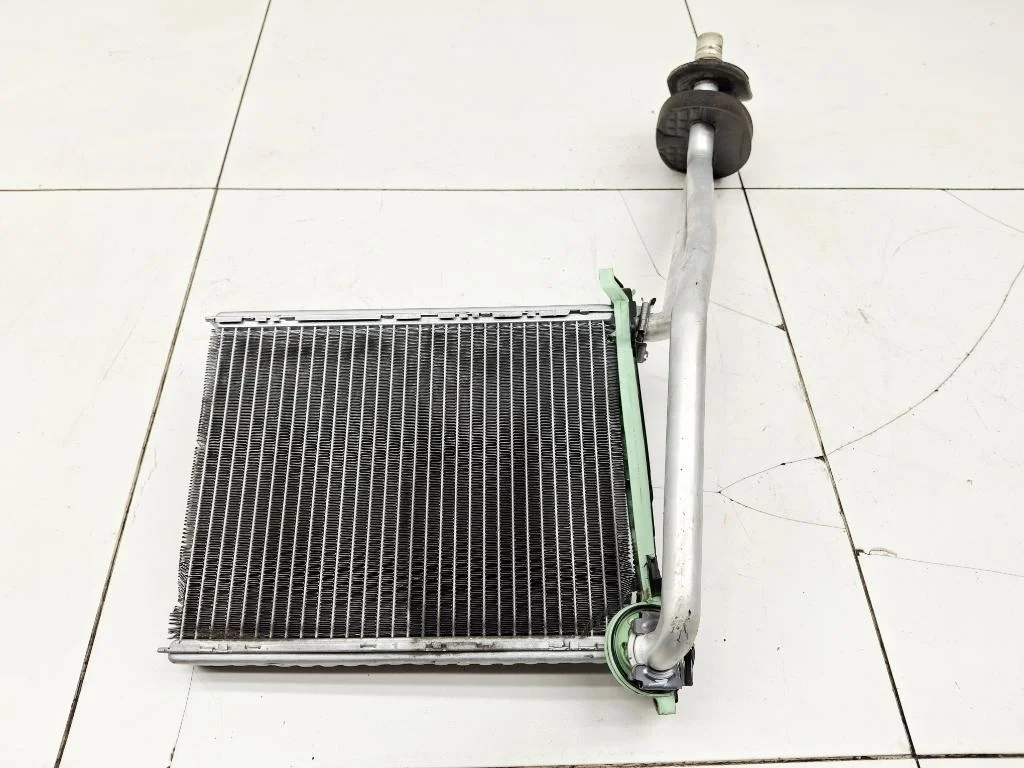Радиатор отопителя Peugeot 308 2010 T7