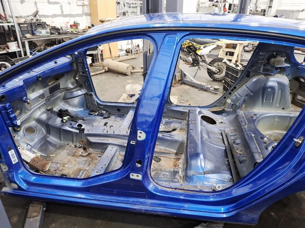 Порог со стойкой левый Peugeot 308 2010 T7