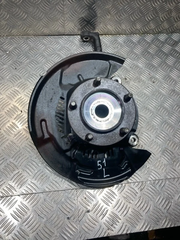 Кулак поворотный TOYOTA Land Cruiser 2019 4321260230 URJ202 1VD-FTV 4.5, передний левый