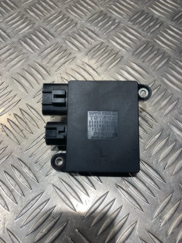 Блок управления вентилятором LEXUS RX300 2022 8925726020 AGL25 8AR-FTS 2.0