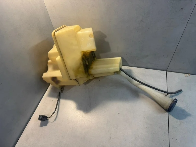 Бачок стеклоомывателя Volvo XC90 8659490