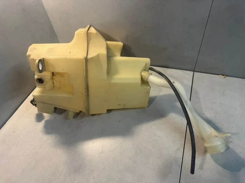 Бачок стеклоомывателя Volvo XC90 8659490