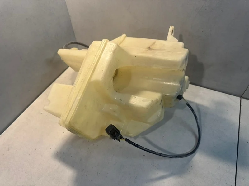 Бачок стеклоомывателя Volvo XC90 8659490