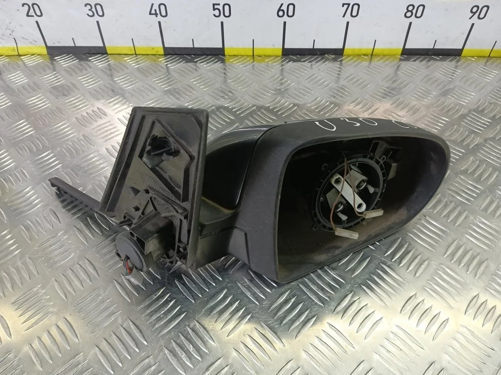 Зеркало правое MITSUBISHI COLT Z30 (2002—2012)