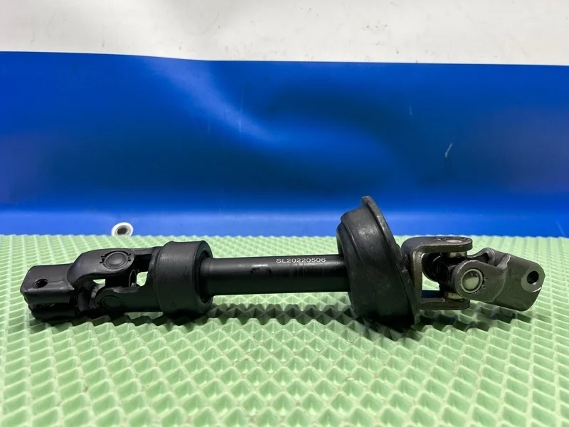 Карданчик рулевой Toyota Camry 40 ST4522033190