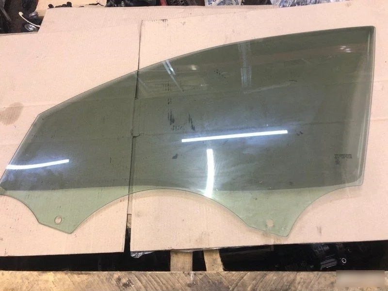 Стекло двери Audi A8 D4 (2010—2014)