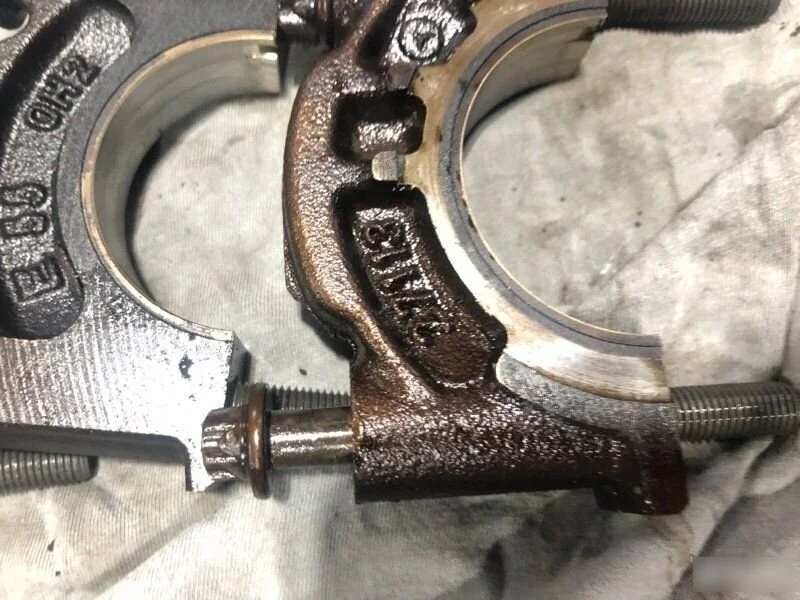 Бугель коленвала Mercedes-Benz C-класс W204/S204 (2006—2011)