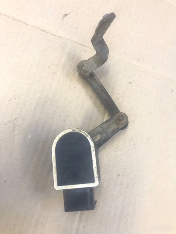 Датчик дорожного просвета Mercedes-Benz M-класс W166 (2011—2015)