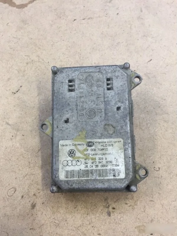 Блок управления светом Audi A8 D3 (2002—2005)