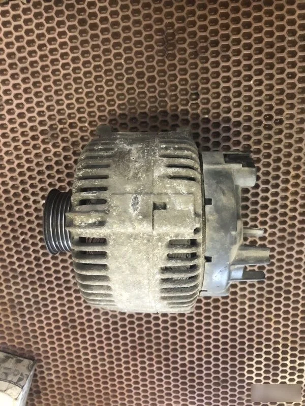 Генератор Volkswagen Touareg I (2002—2006)