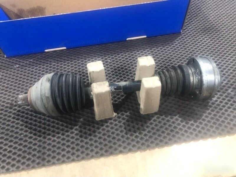 Привод передний левый Volkswagen Passat CC B6 (2008—2012)