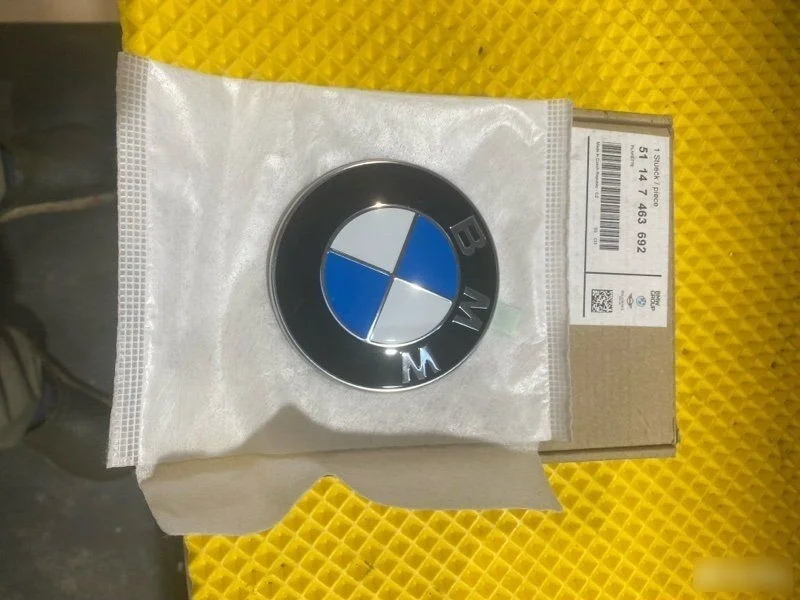 Эмблема BMW X2 F39 (2017—2023)