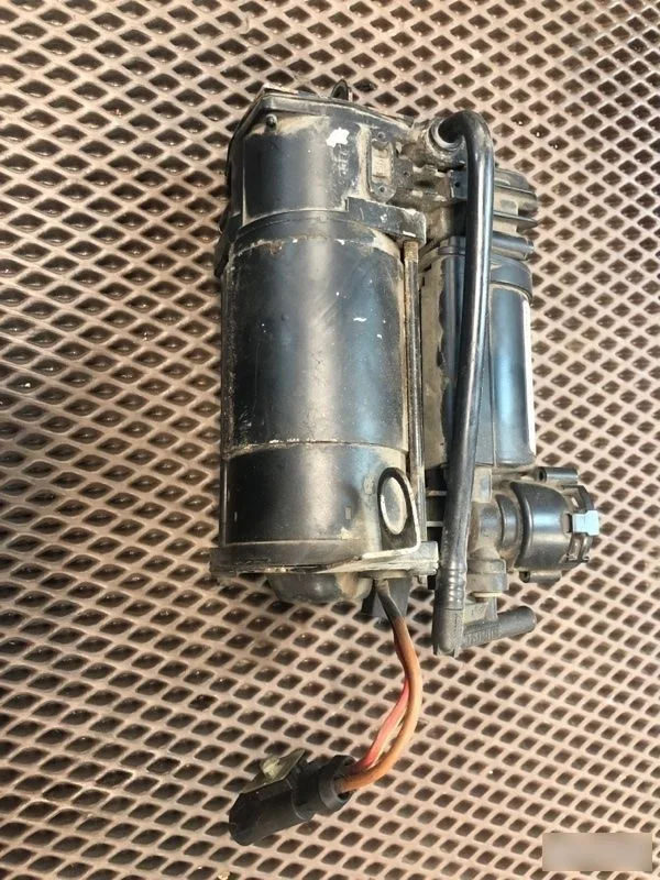 Компрессор подвески Mercedes-Benz S-класс W220 (1998—2005)