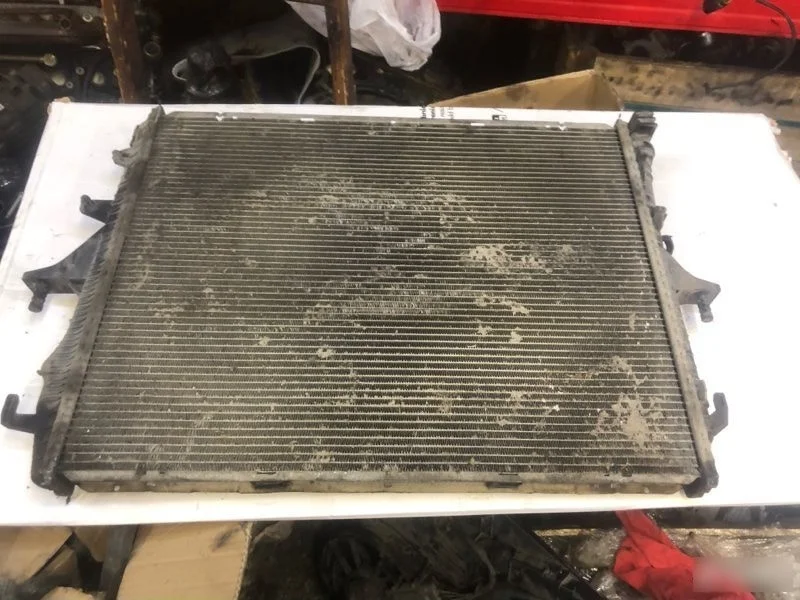 Радиатор основной Audi Q7 4L (2005—2009)