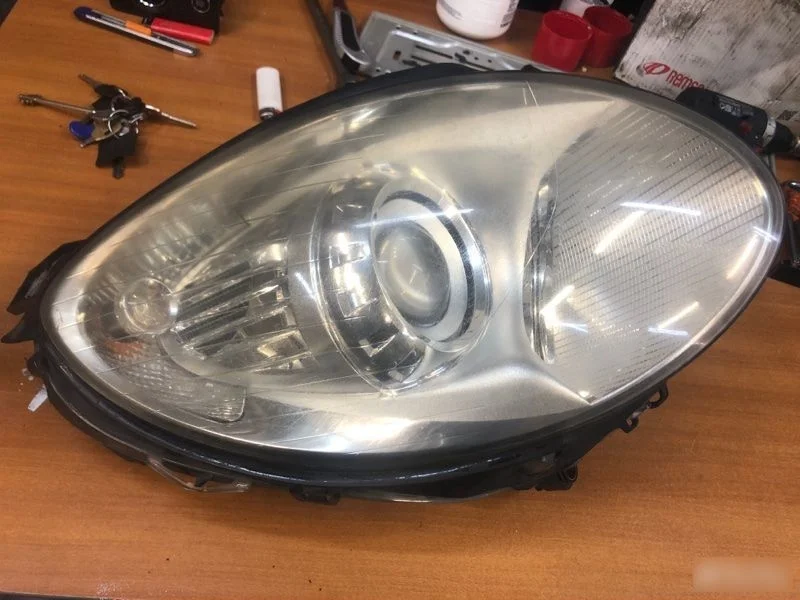 Фара левая Mercedes-Benz R-класс W251 (2005—2007)