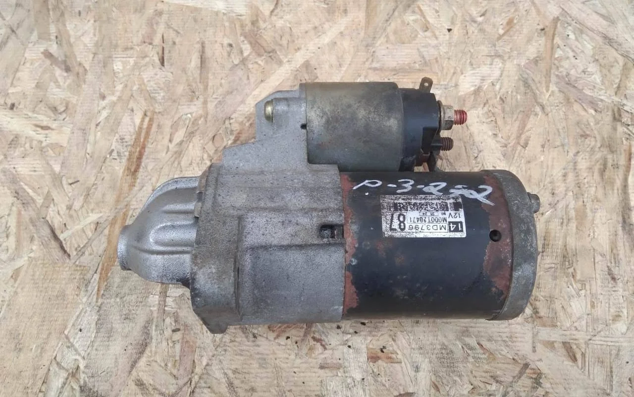 Стартер Mitsubishi Pajero 3 бензин 1.4kW