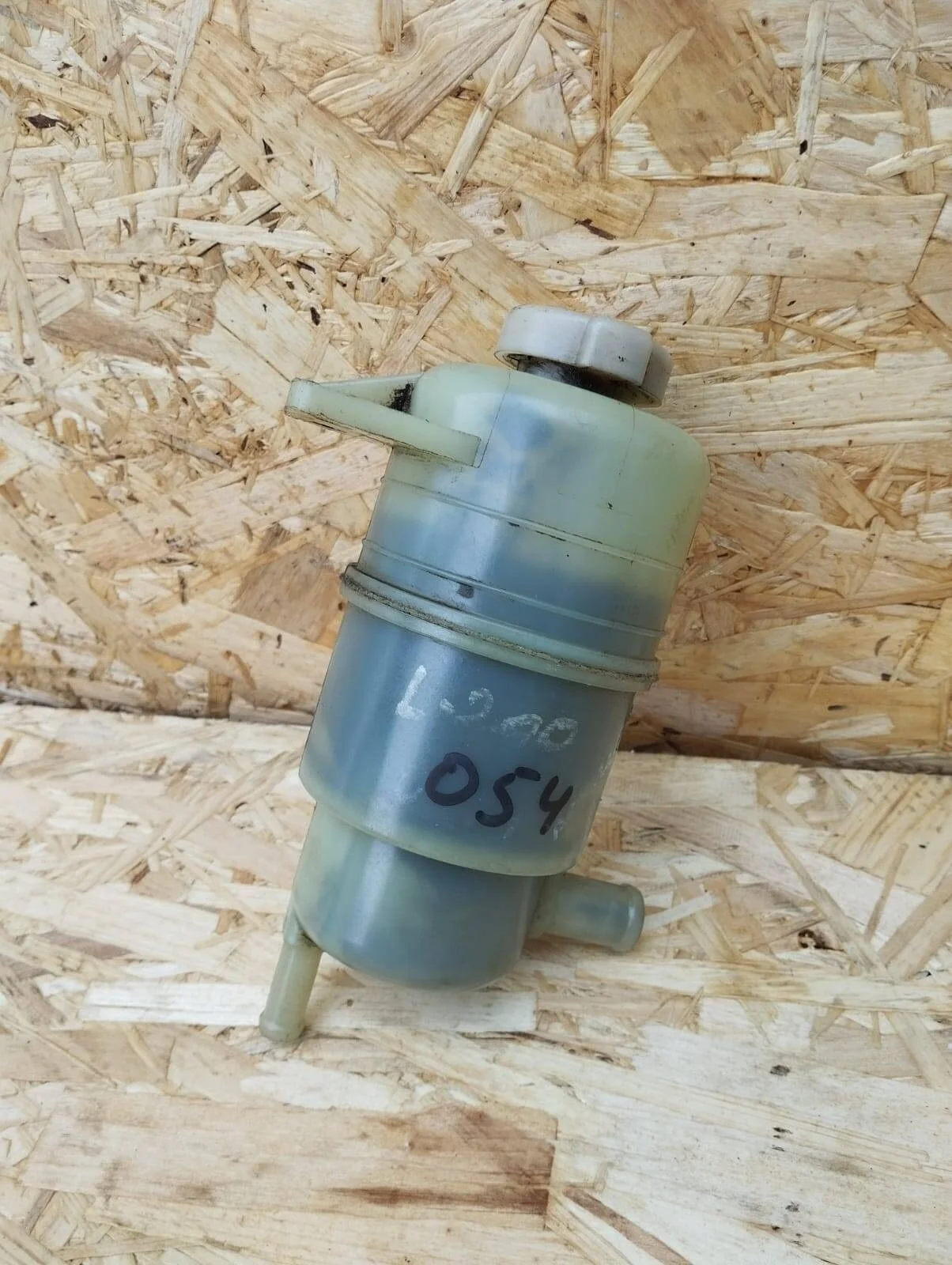 Бачок ГУР Mitsubishi L200