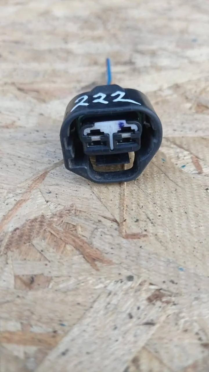 Фишка вентилятора кондиионера Lexus GX470