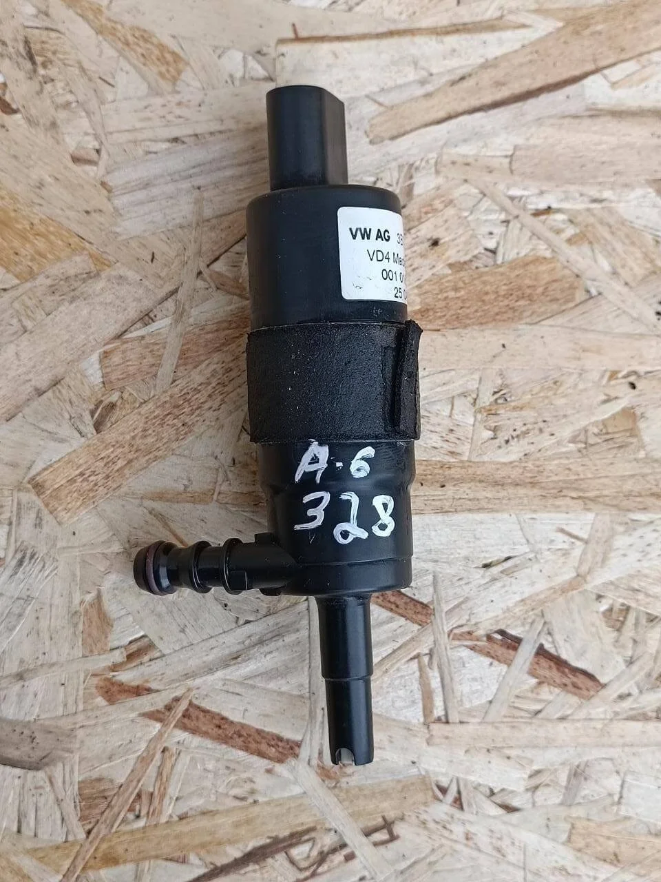 Насос омывателя фар Audi A6 C6 4F