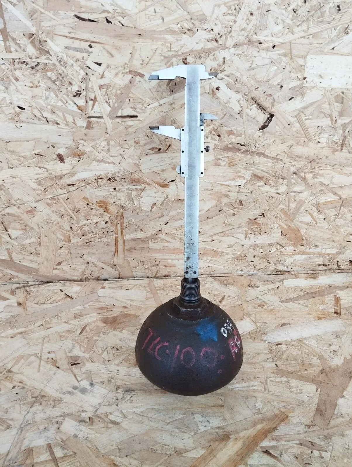 Гидроаккумулятор Toyota Land Cruiser 100 задн.