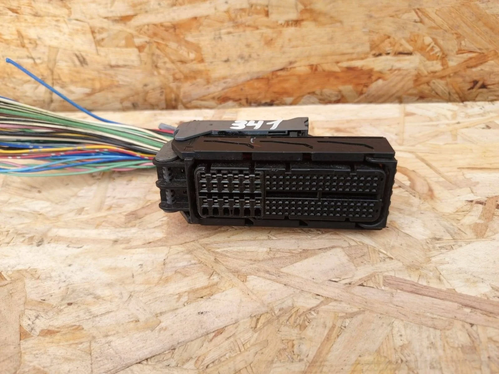 Разъем блока АБС Toyota Camry V40